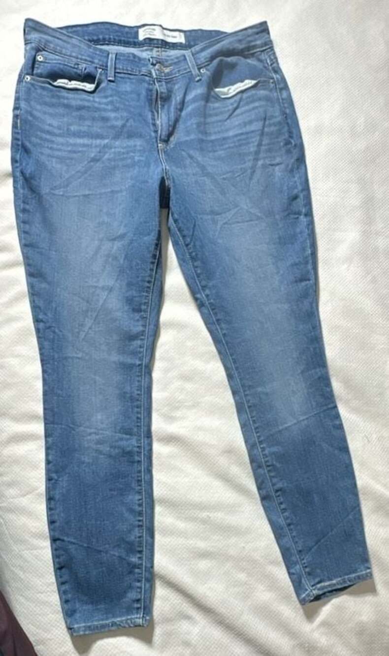 Signature by Levi Strauss & Co. Mid Rise Skinny Jeans Women's 16M (33x30)